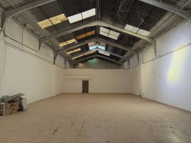 Commerciale da affittare in Manises - 1.400 € (Rif: 9904941)