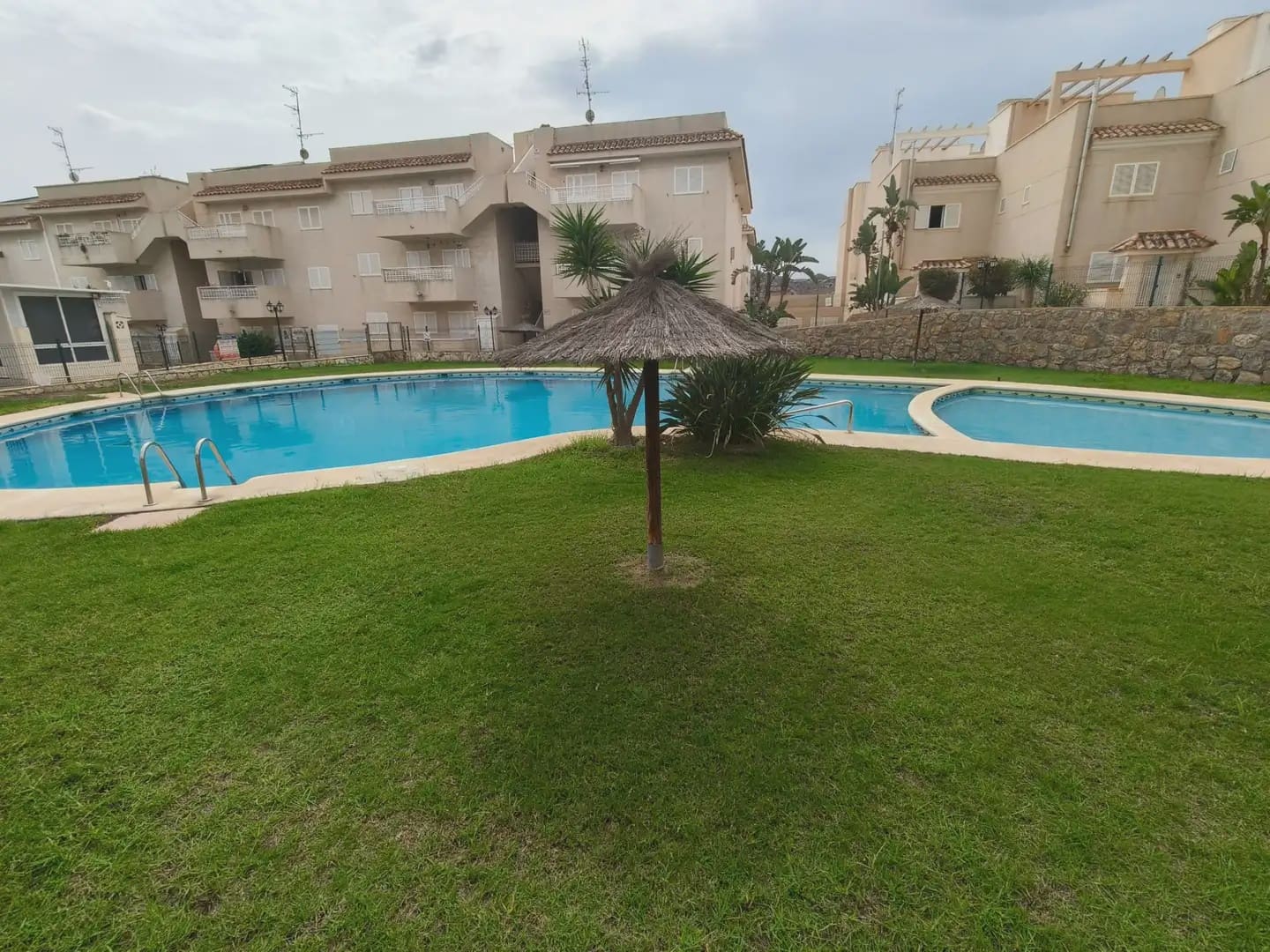 Piso de 2 habitaciones en Los Collados en venta con piscina garaje - 135.900 € (Ref: 10116012)
