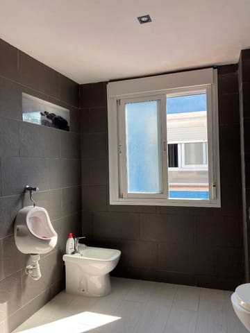 5 soveværelse Semi-Rækkehus til salg i Casco Antiguo, Aguilas - € 225.000 (Ref: 9331206)