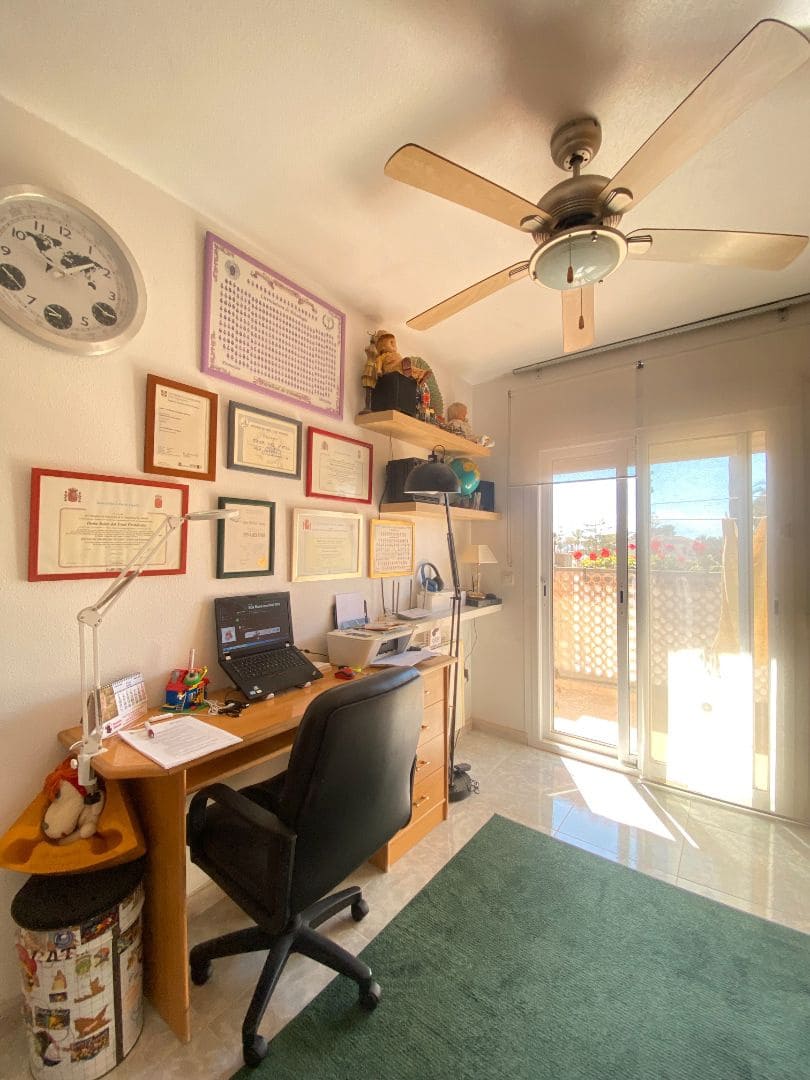 5 sovrum Lägenhet till salu i Calabardina med garage - 260 000 € (Ref: 9331221)