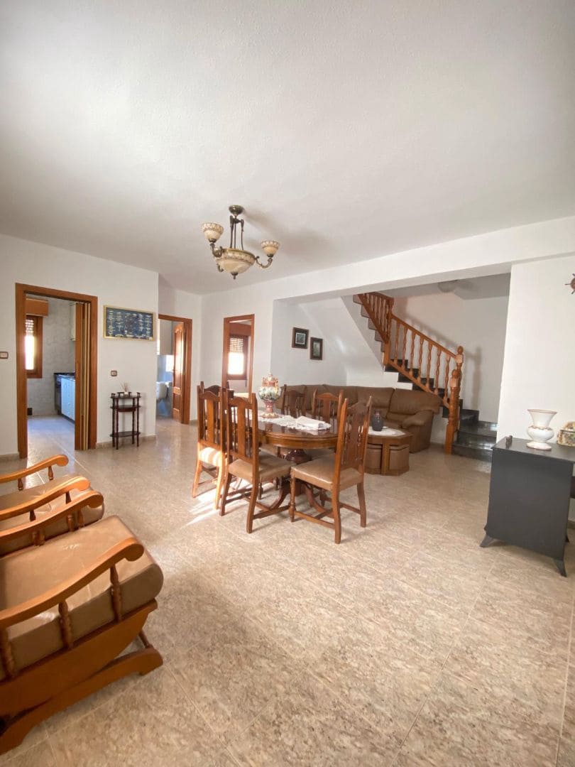 4 quarto Moradia para venda em Aguilas com garagem - 360 000 € (Ref: 9331232)