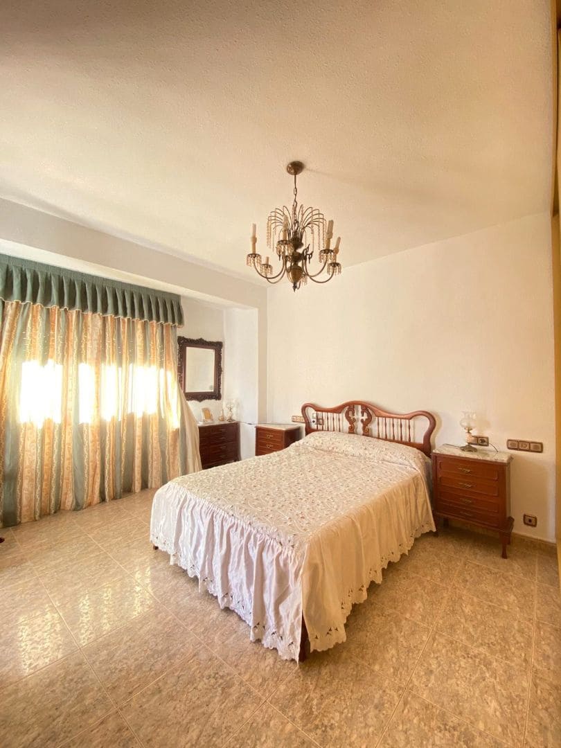 4 quarto Moradia para venda em Aguilas com garagem - 360 000 € (Ref: 9331232)