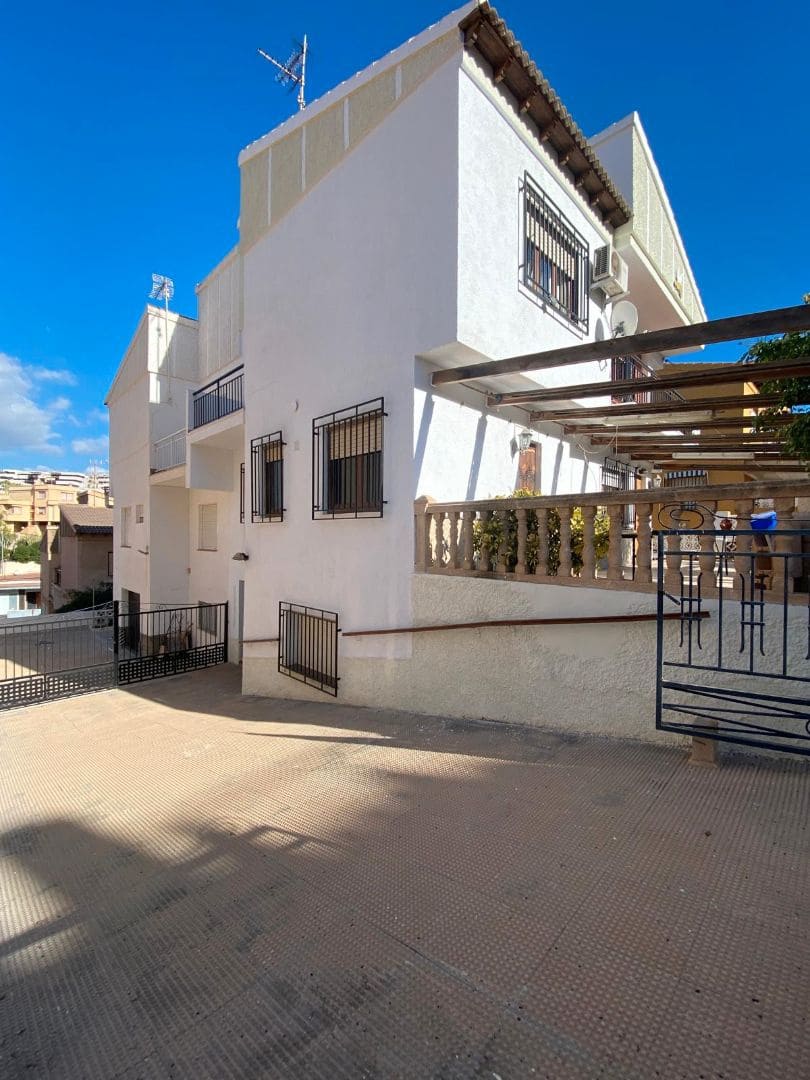 4 quarto Moradia para venda em Aguilas com garagem - 360 000 € (Ref: 9331232)