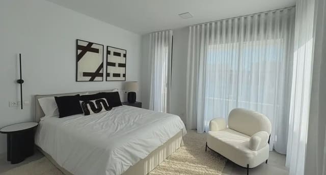 4 makuuhuone Huvila myytävänä paikassa El Rubial, Aguilas mukana uima-altaan 
autotalli - 405 000 € (Ref: 9354526)