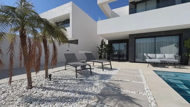 4 makuuhuone Huvila myytävänä paikassa El Rubial, Aguilas mukana uima-altaan 
autotalli - 405 000 € (Ref: 9354526)