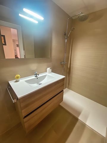 3 soveværelse Lejlighed til salg i Casco Antiguo, Aguilas - € 179.500 (Ref: 9401020)