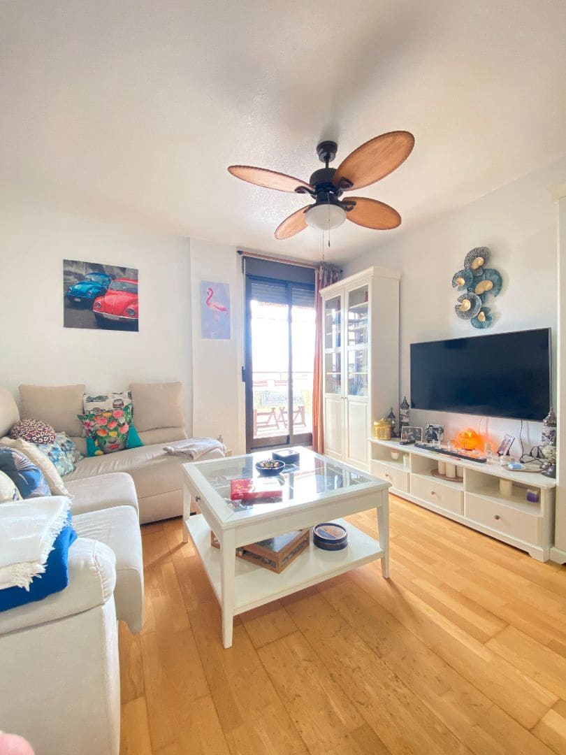 2 sypialnia Penthouse na sprzedaż w Aguilas z basenem garażem - 210 000 € (Ref: 9592198)