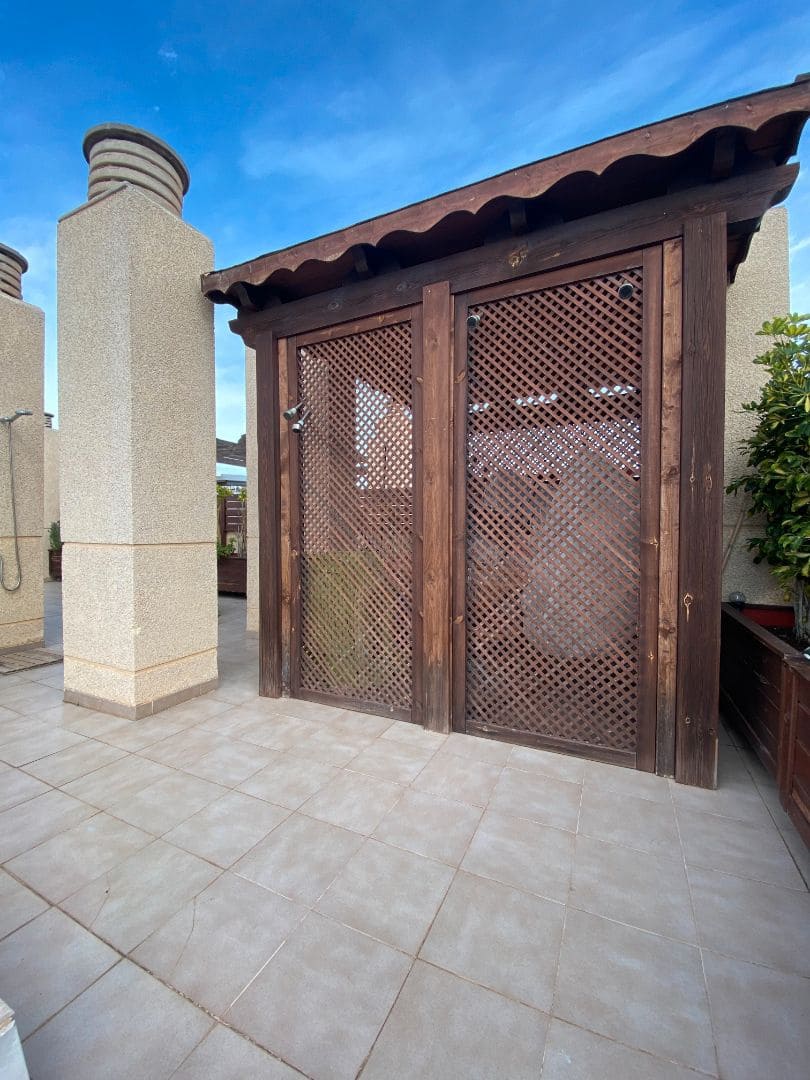 2 sypialnia Penthouse na sprzedaż w Aguilas z basenem garażem - 210 000 € (Ref: 9592198)