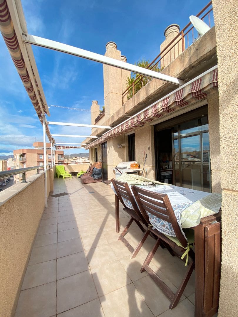 2 sypialnia Penthouse na sprzedaż w Aguilas z basenem garażem - 210 000 € (Ref: 9592198)