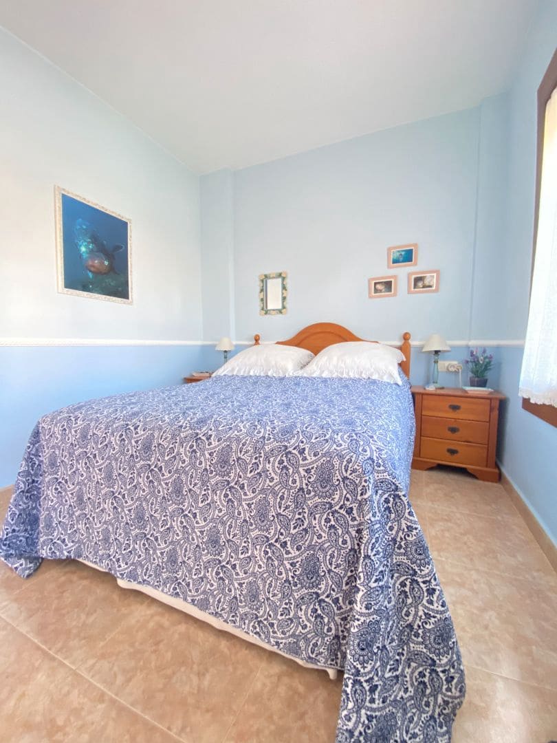 3 bedroom Beach Apartment for sale in Calabardina with pool garage - € 220,000 (Ref: 9628289)