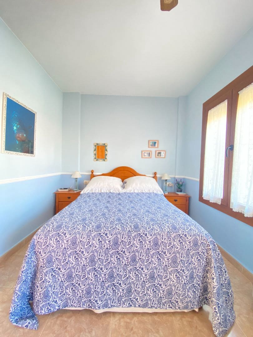 3 bedroom Beach Apartment for sale in Calabardina with pool garage - € 220,000 (Ref: 9628289)