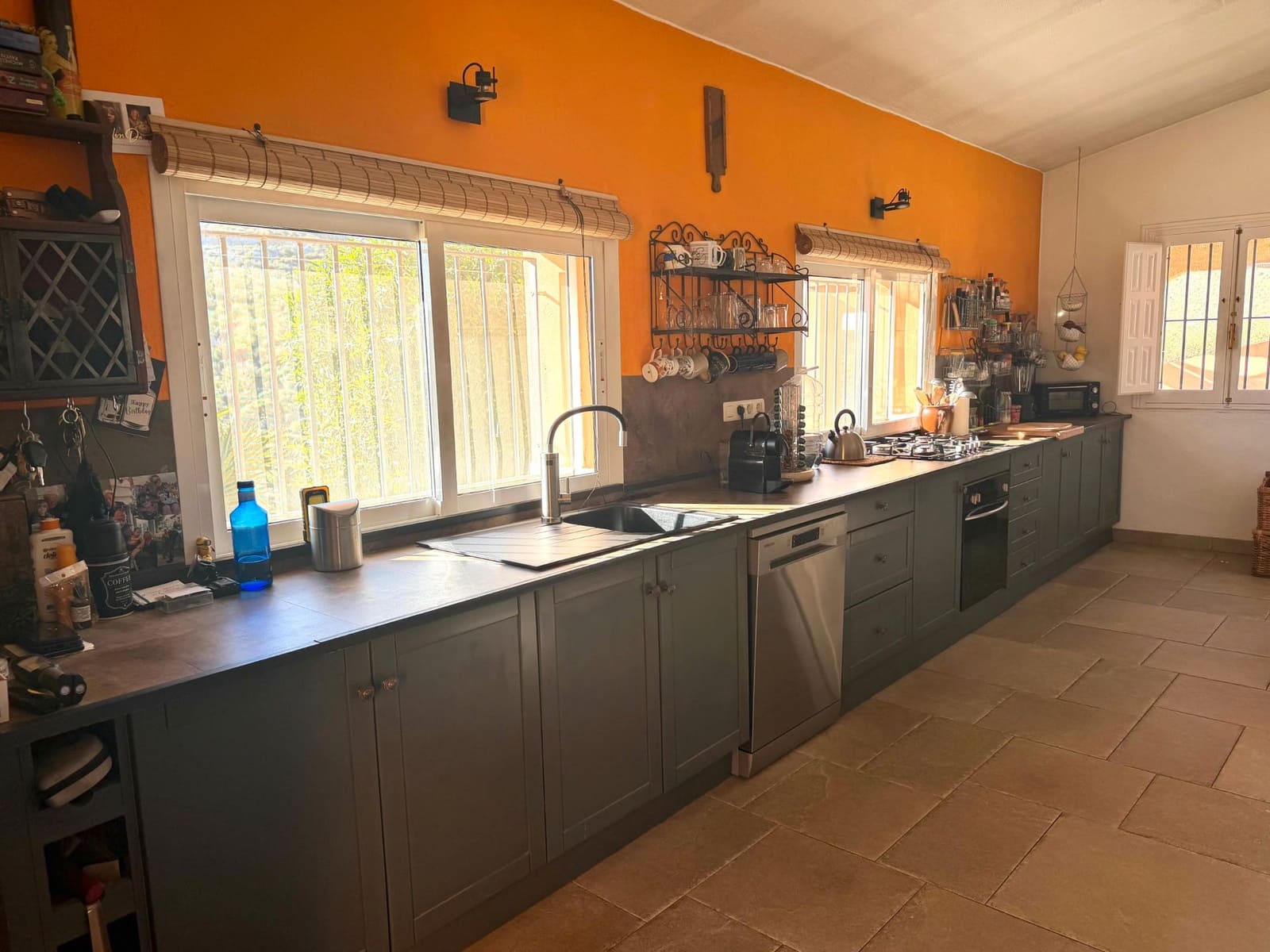 3 Zimmer Finca/Landgut zu verkaufen in La Escucha mit Pool Garage - 484.000 € (Ref: 9629268)