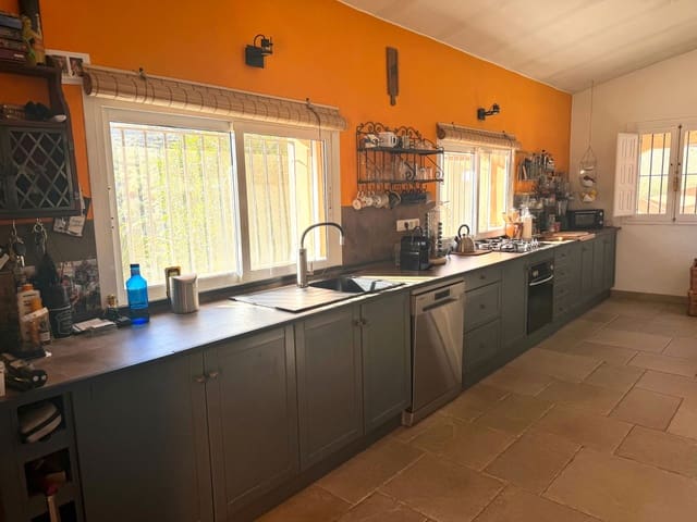 Finca/Casa Rural de 3 habitaciones en La Escucha, Lorca en venta con piscina garaje - 484.000 € (Ref: 9629268)