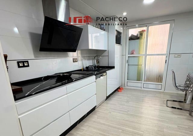 3 Zimmer Wohnung zu verkaufen in Casco Antiguo, Aguilas mit Garage - 169.000 € (Ref: 9646369)