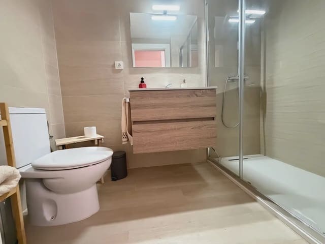 3 soveværelse Lejlighed til leje i Casco Antiguo, Aguilas - € 1.400 (Ref: 9755041)