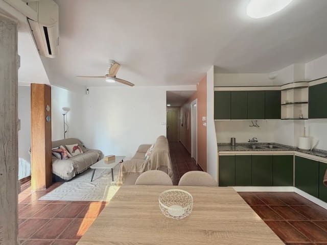 3 soveværelse Lejlighed til leje i Casco Antiguo, Aguilas - € 1.400 (Ref: 9755041)