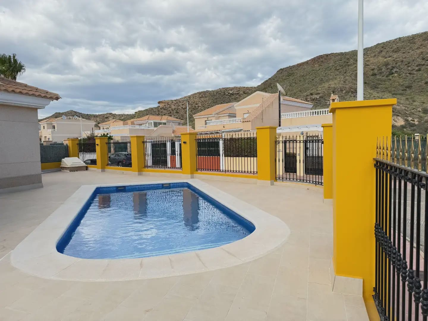 2 slaapkamer Villa te koop in Pulpi met zwembad garage - € 397.000 (Ref: 9777299)