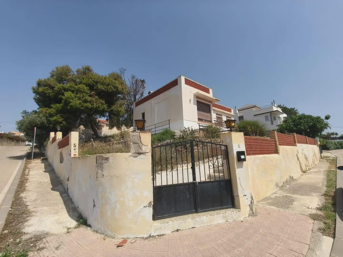 3 bedroom Villa for sale in Aguilas with garage - € 329,900 (Ref: 9815196)
