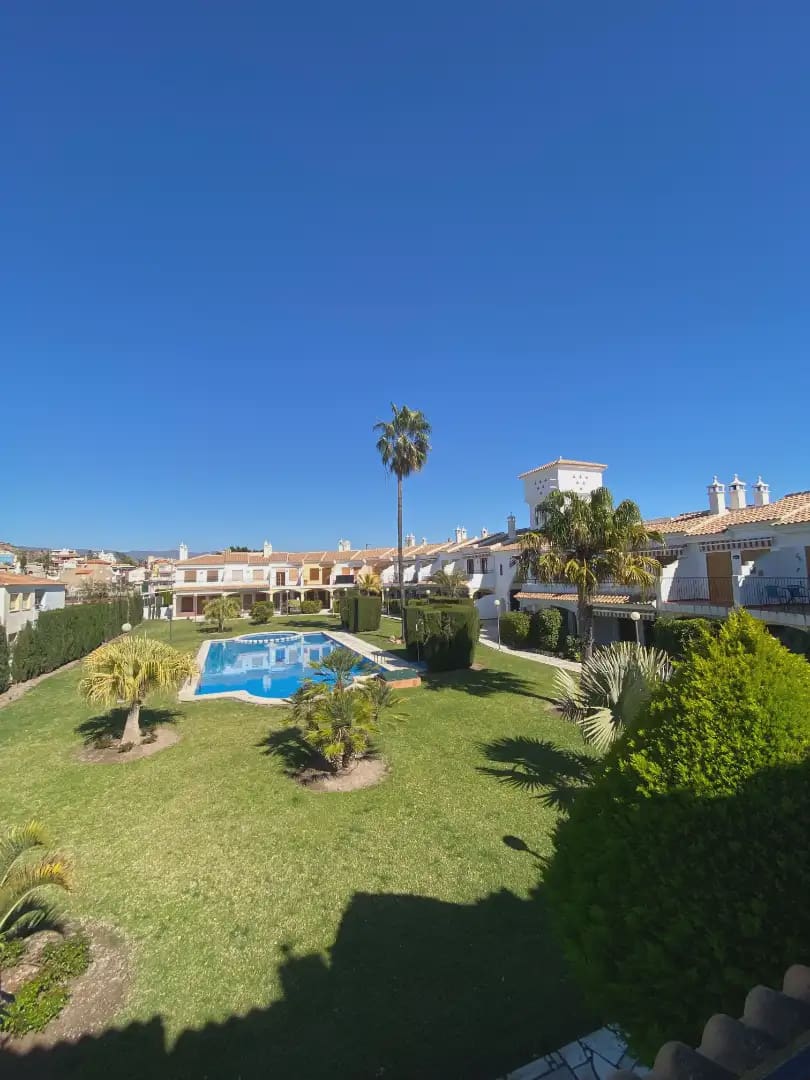 3 slaapkamer Huis te koop in Calabardina met zwembad garage - € 215.000 (Ref: 9856027)