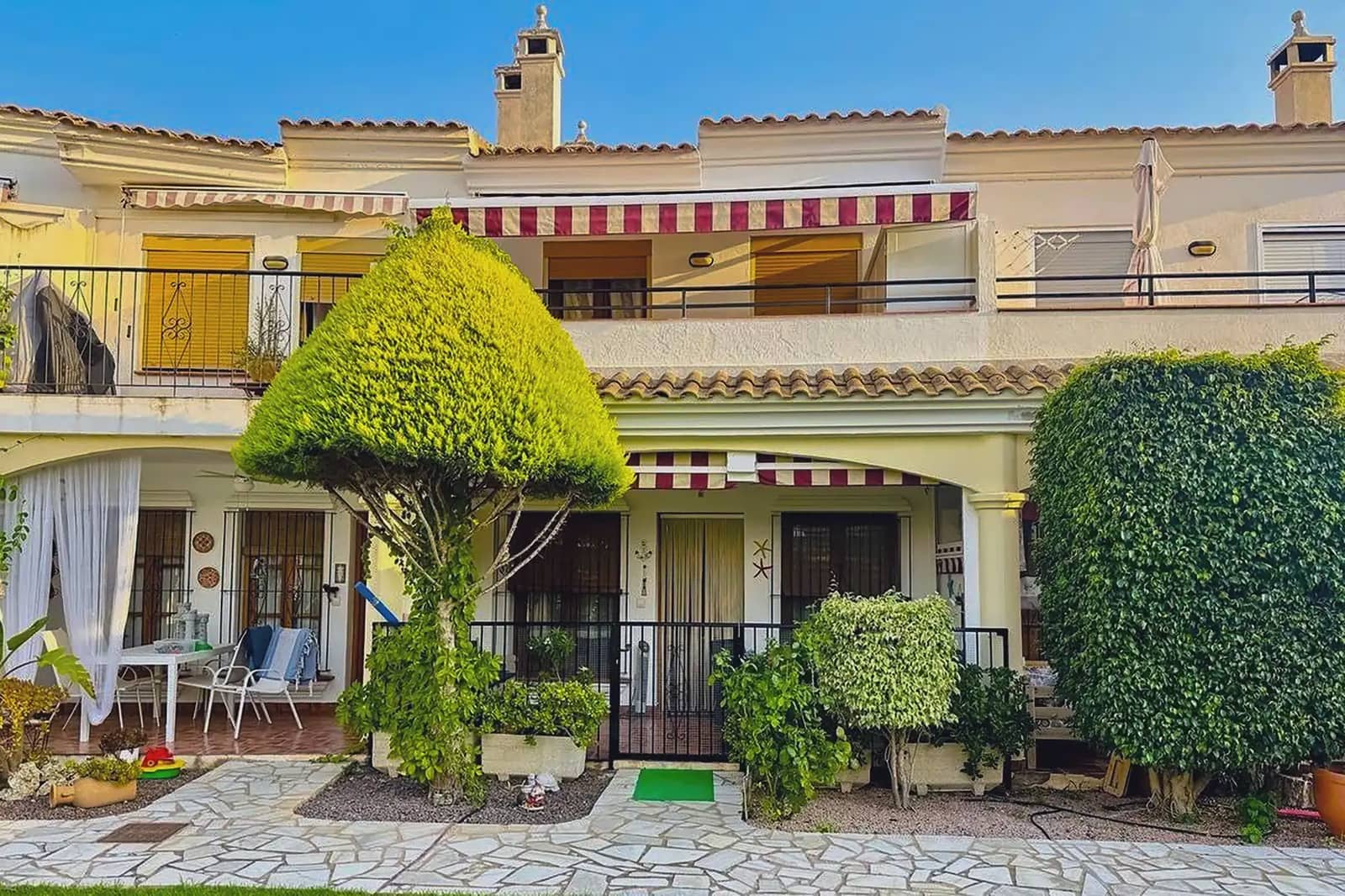 3 slaapkamer Huis te koop in Calabardina met zwembad garage - € 215.000 (Ref: 9856027)
