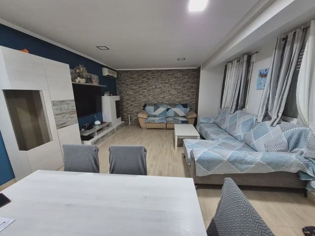 Casa de 4 habitaciones en Casco Antiguo, Aguilas en alquiler - 1.500 € (Ref: 9912295)