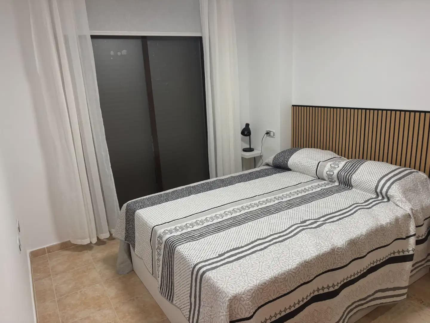 2 Zimmer Apartment zu vermieten in Los Collados mit Pool - 2.200 € (Ref: 9919131)
