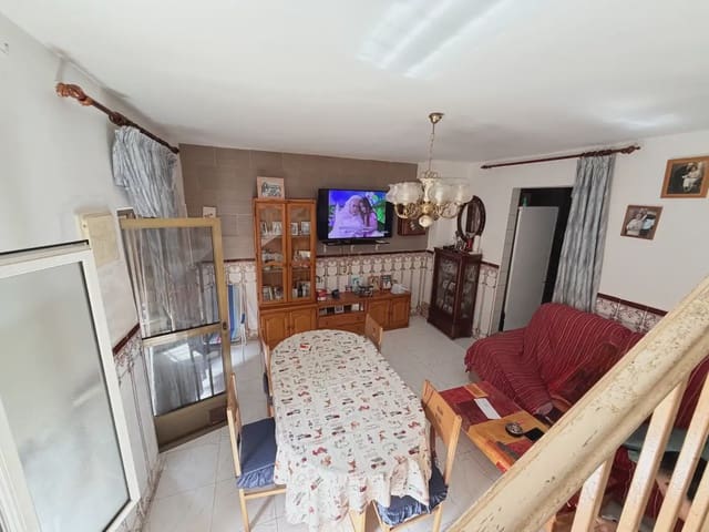 4 sovrum Semi-fristående Villa till salu i Casco Antiguo, Aguilas - 105 000 € (Ref: 9970292)