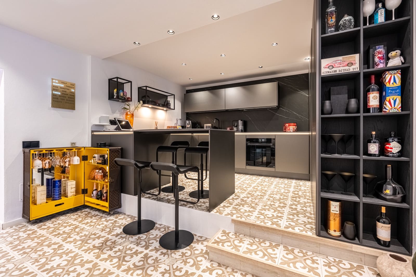 3 sypialnia Dom na sprzedaż w Palma de Mallorca z basenem garażem - 1 490 000 € (Ref: 8889325)