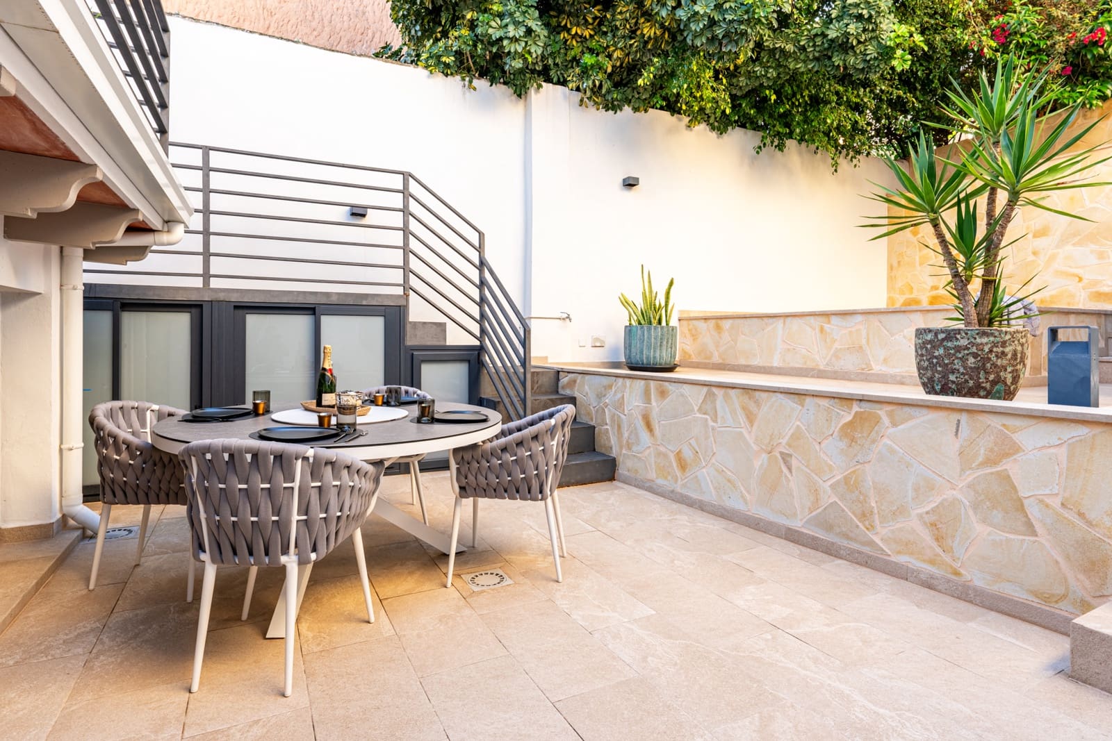 3 sypialnia Dom na sprzedaż w Palma de Mallorca z basenem garażem - 1 490 000 € (Ref: 8889325)