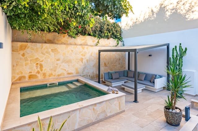 3 bedroom Townhouse for sale in El Terreno, Palma de Mallorca with pool garage - € 1,490,000 (Ref: 8889325)