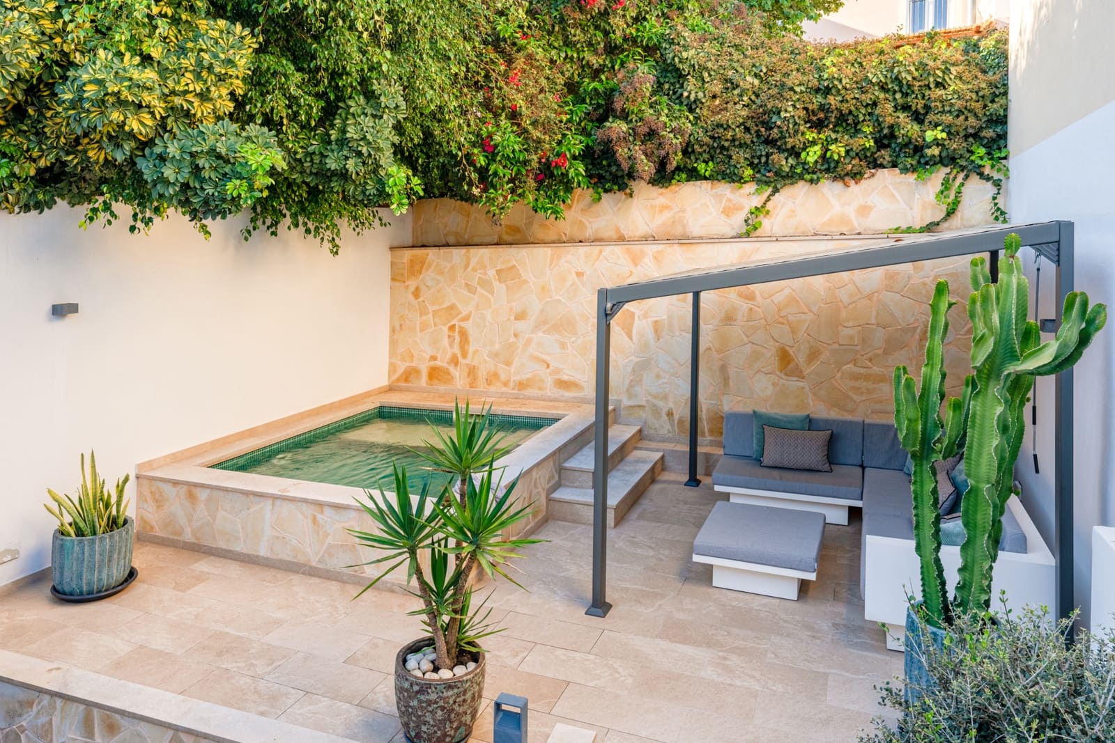 3 sypialnia Dom na sprzedaż w Palma de Mallorca z basenem garażem - 1 490 000 € (Ref: 8889325)