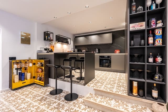 3 Zimmer Haus zu verkaufen in El Terreno, Palma de Mallorca mit Pool Garage - 1.490.000 € (Ref: 8889325)