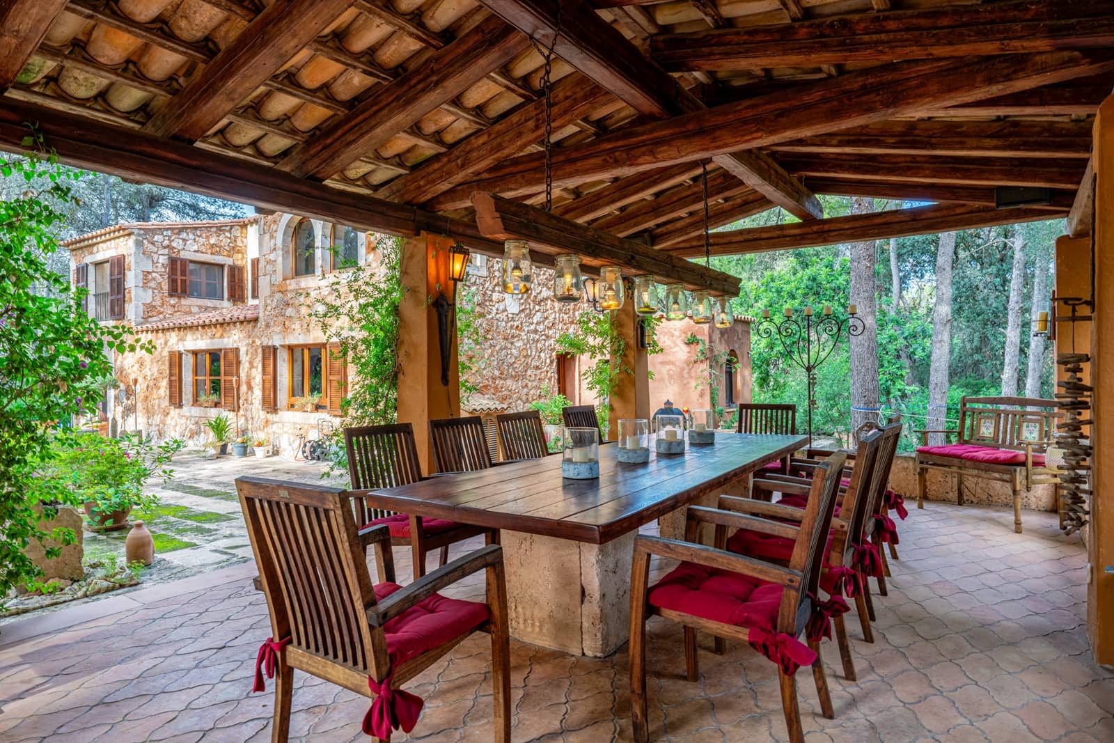 3 soveværelse Finca/Landehus til salg i Portocolom med swimmingpool garage - € 1.695.000 (Ref: 8892098)