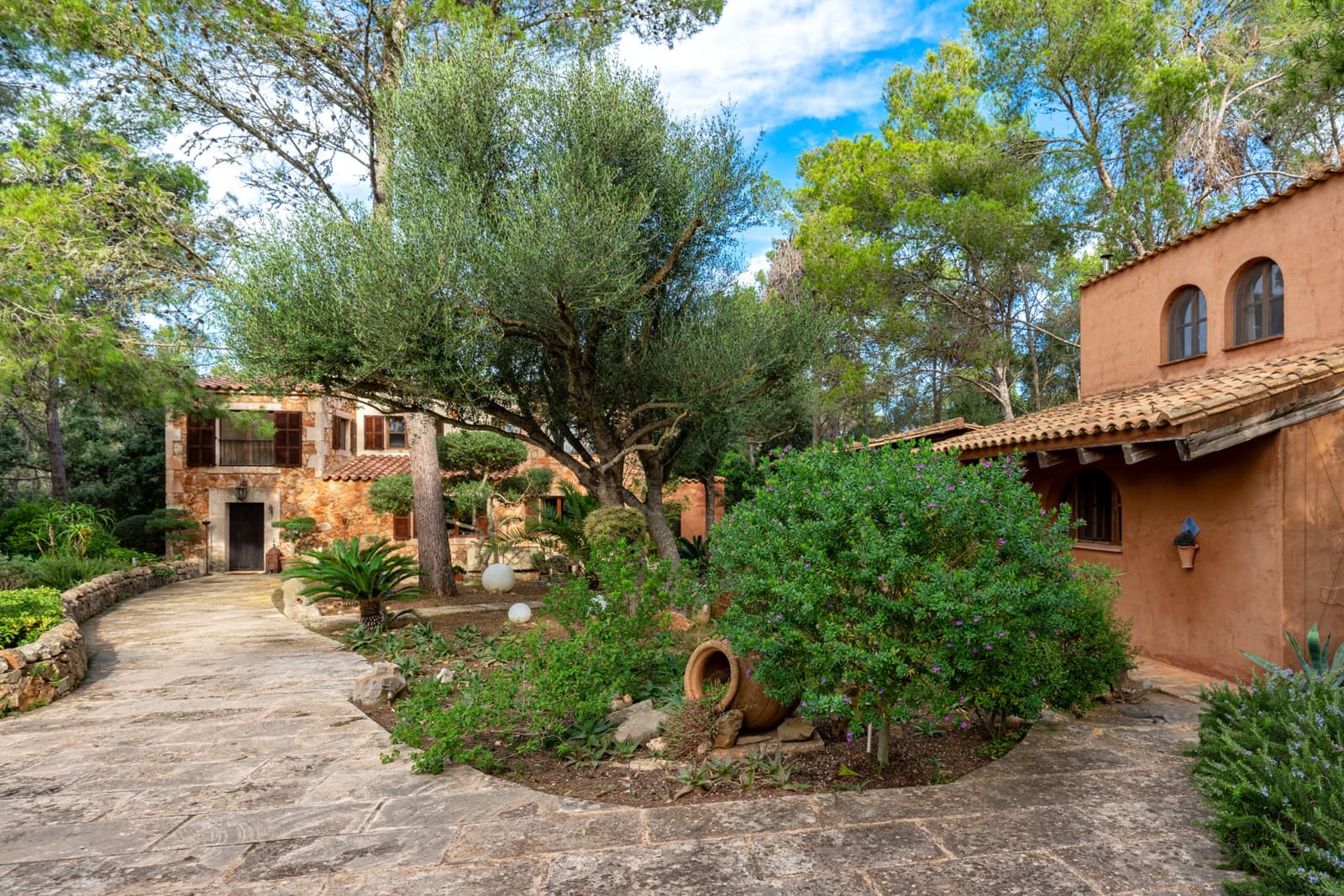 3 soveværelse Finca/Landehus til salg i Portocolom med swimmingpool garage - € 1.695.000 (Ref: 8892098)