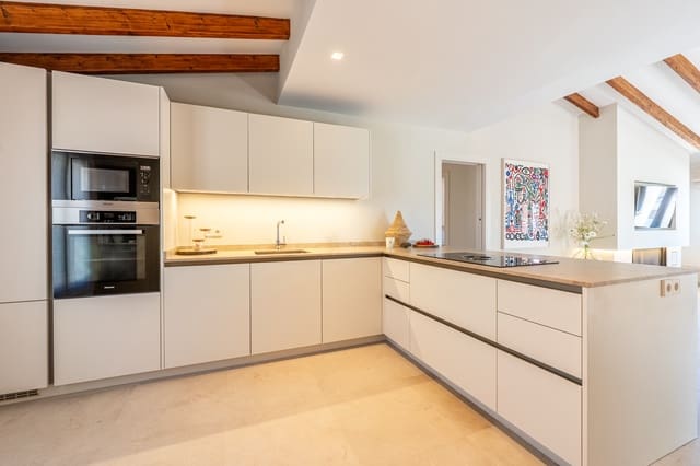 3 soveværelse Lejlighed til salg i Santa María del Camí med swimmingpool garage - € 895.000 (Ref: 8931827)