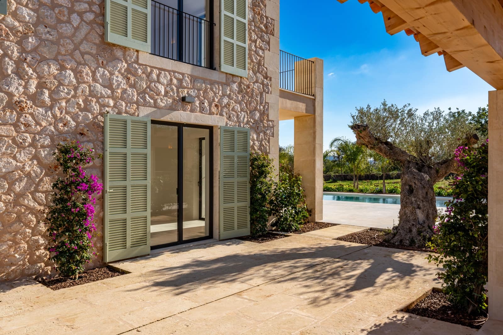 4 sypialnia Finka/Dom wiejski na sprzedaż w Cas Concos z basenem garażem - 3 900 000 € (Ref: 8937835)