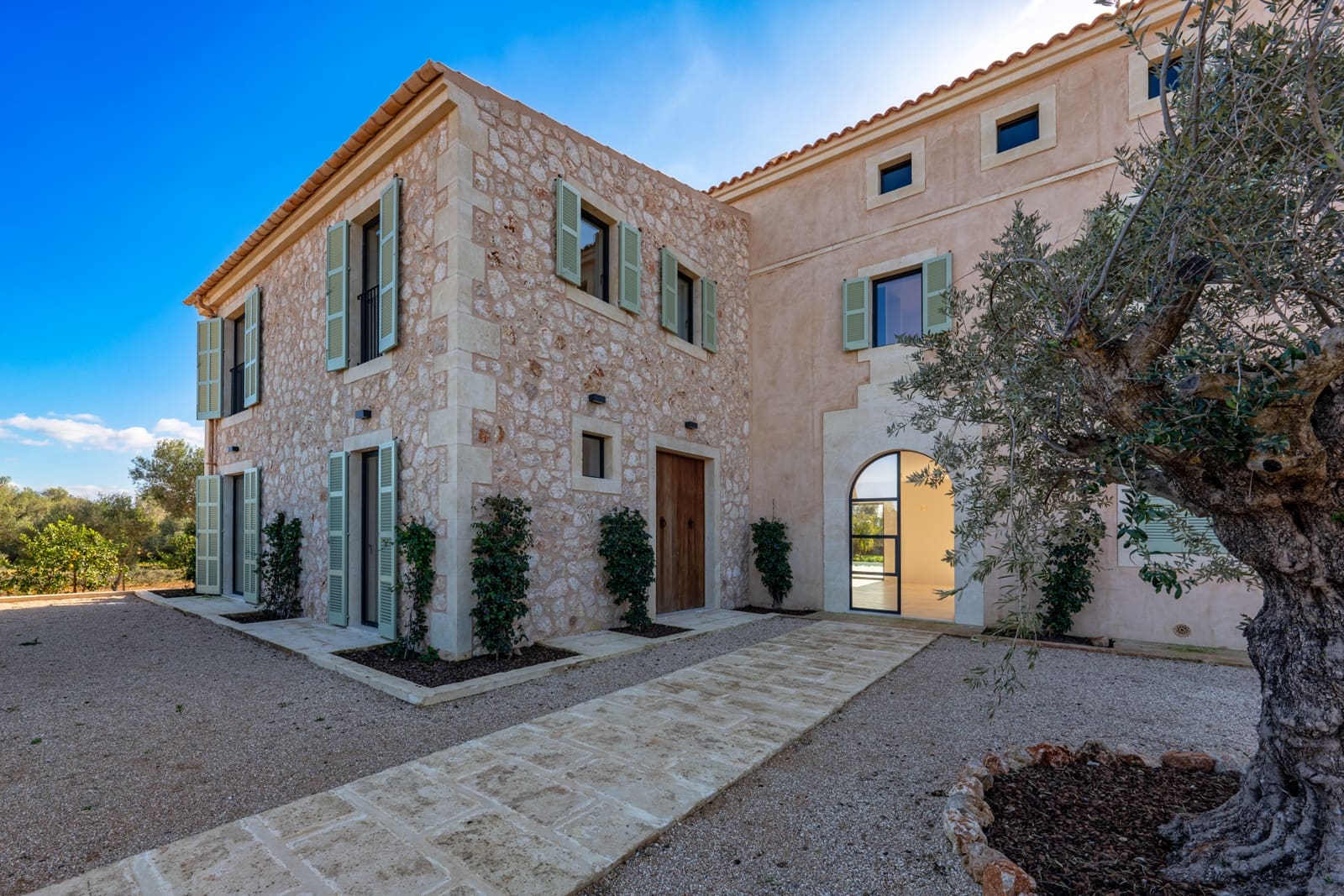 4 sypialnia Finka/Dom wiejski na sprzedaż w Cas Concos z basenem garażem - 3 900 000 € (Ref: 8937835)