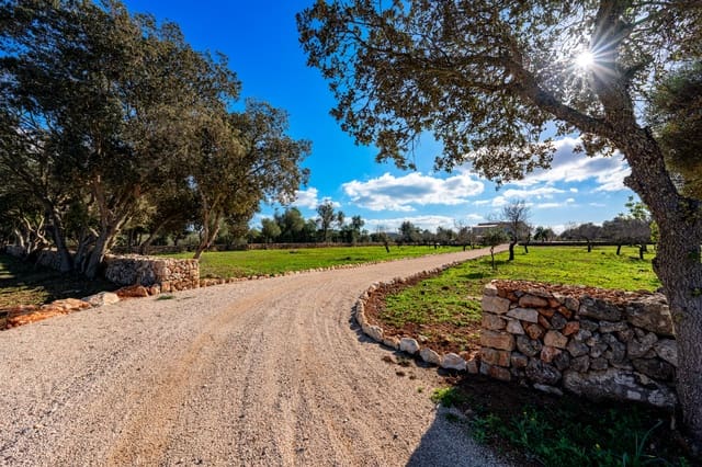 4 chambre Finca/Maison de Campagne à vendre à Cas Concos, Felanitx avec piscine garage - 3 900 000 € (Ref: 8937835)
