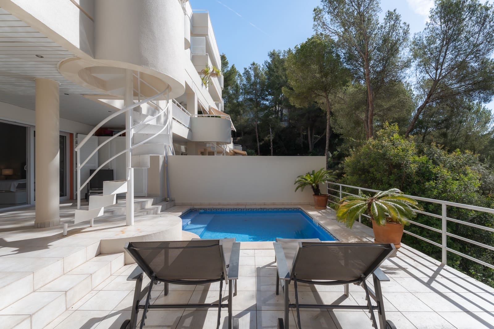 3 soveværelse Lejlighed til salg i Bendinat med swimmingpool garage - € 1.245.000 (Ref: 9201766)