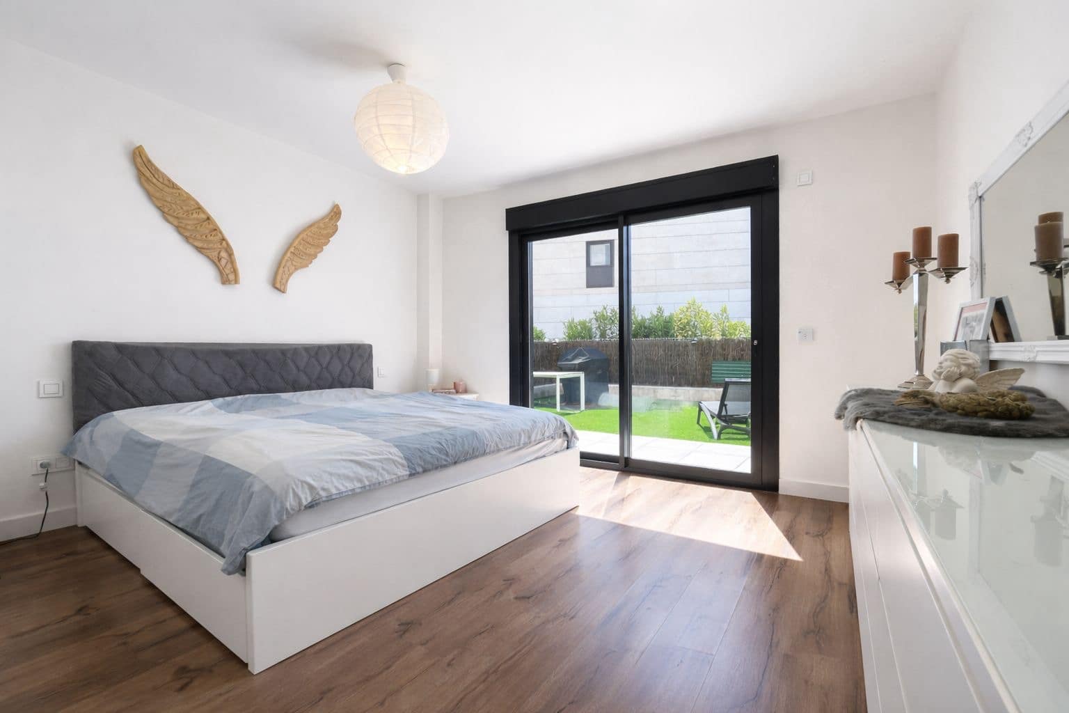 4 bedroom Apartment for sale in Santa Ponsa with pool - € 1,095,000 (Ref: 9737342)