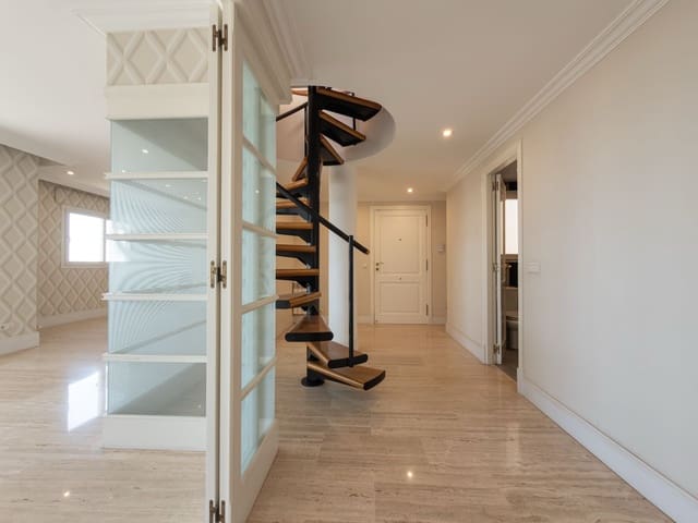 4 soverom Leilighet til salgs i La Bonanova, Palma de Mallorca med svømmebasseng garasje - € 1 395 000 (Ref: 9765047)