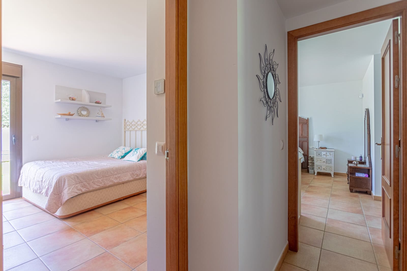 3 quarto Moradia para venda em Chiclana de la Frontera com piscina - 748 000 € (Ref: 8887006)