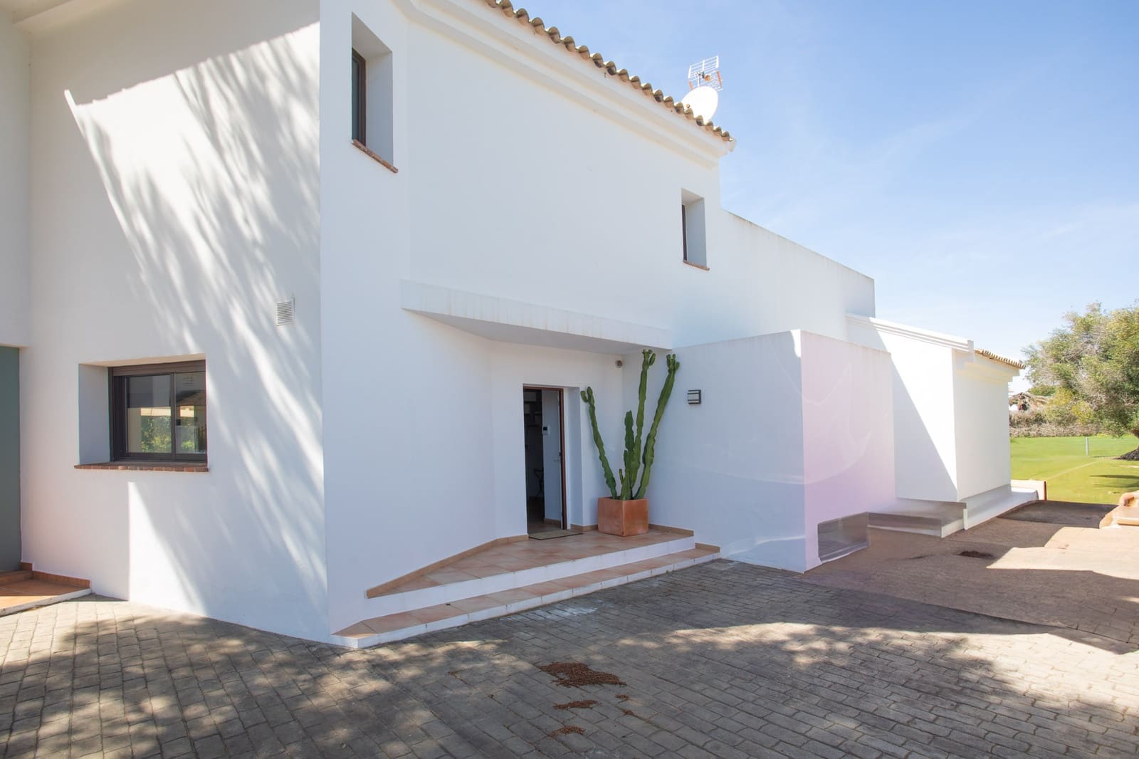 3 quarto Moradia para venda em Chiclana de la Frontera com piscina - 748 000 € (Ref: 8887006)