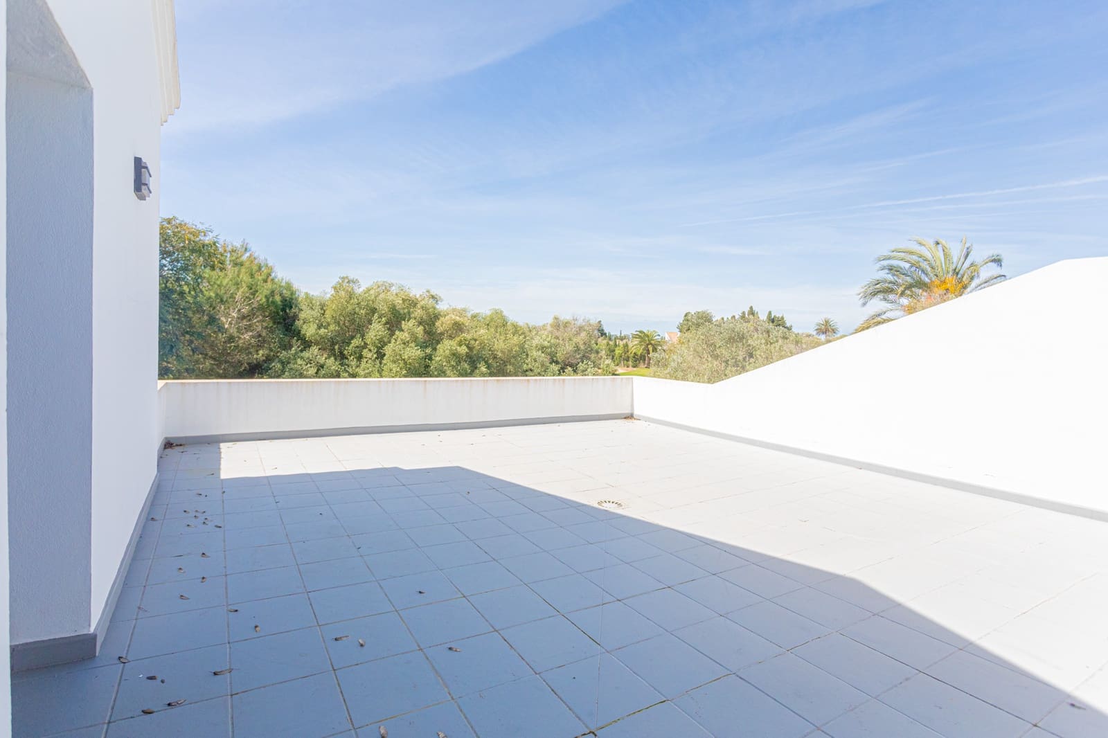 3 quarto Moradia para venda em Chiclana de la Frontera com piscina - 748 000 € (Ref: 8887006)