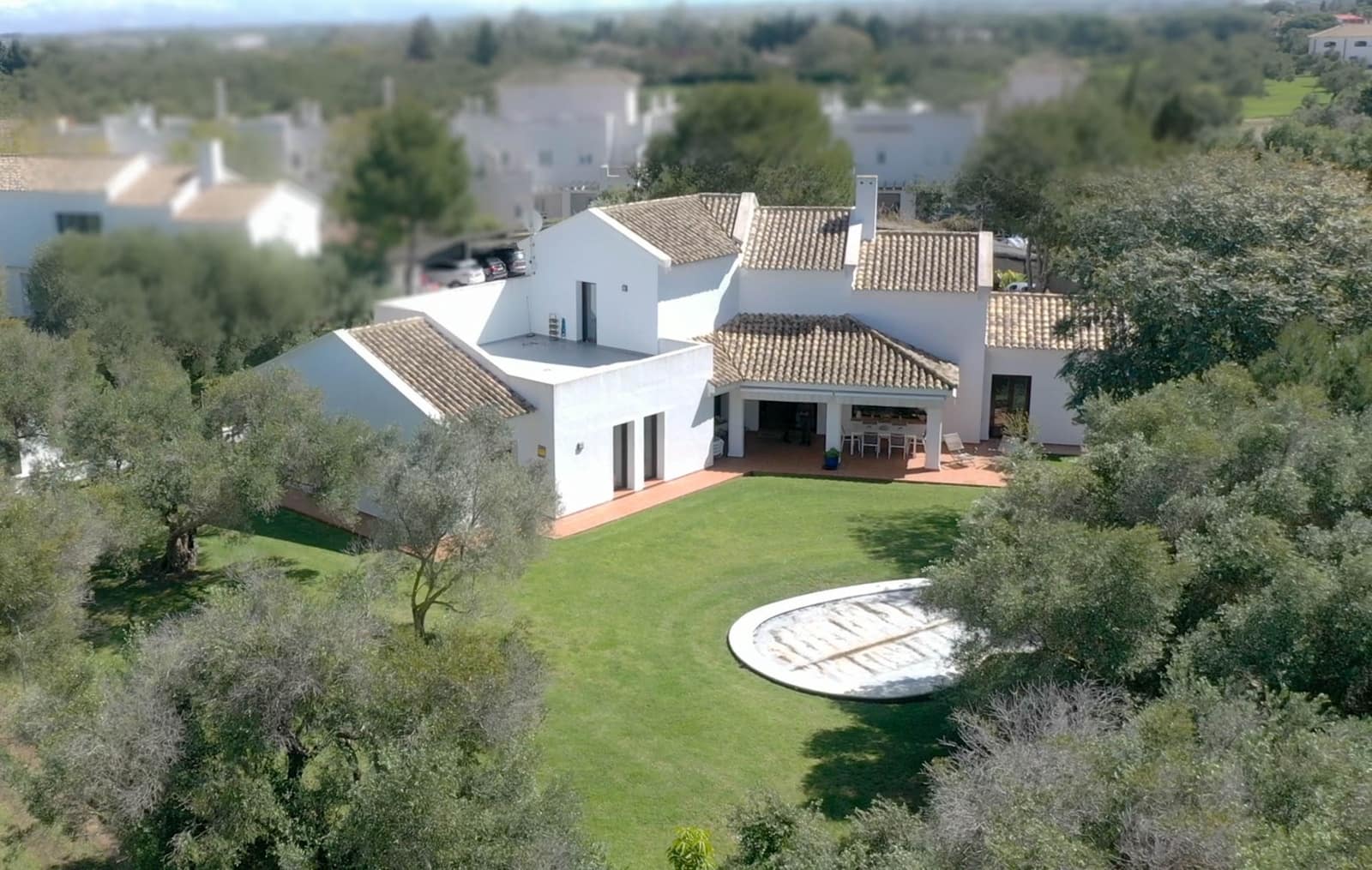 3 quarto Moradia para venda em Chiclana de la Frontera com piscina - 748 000 € (Ref: 8887006)