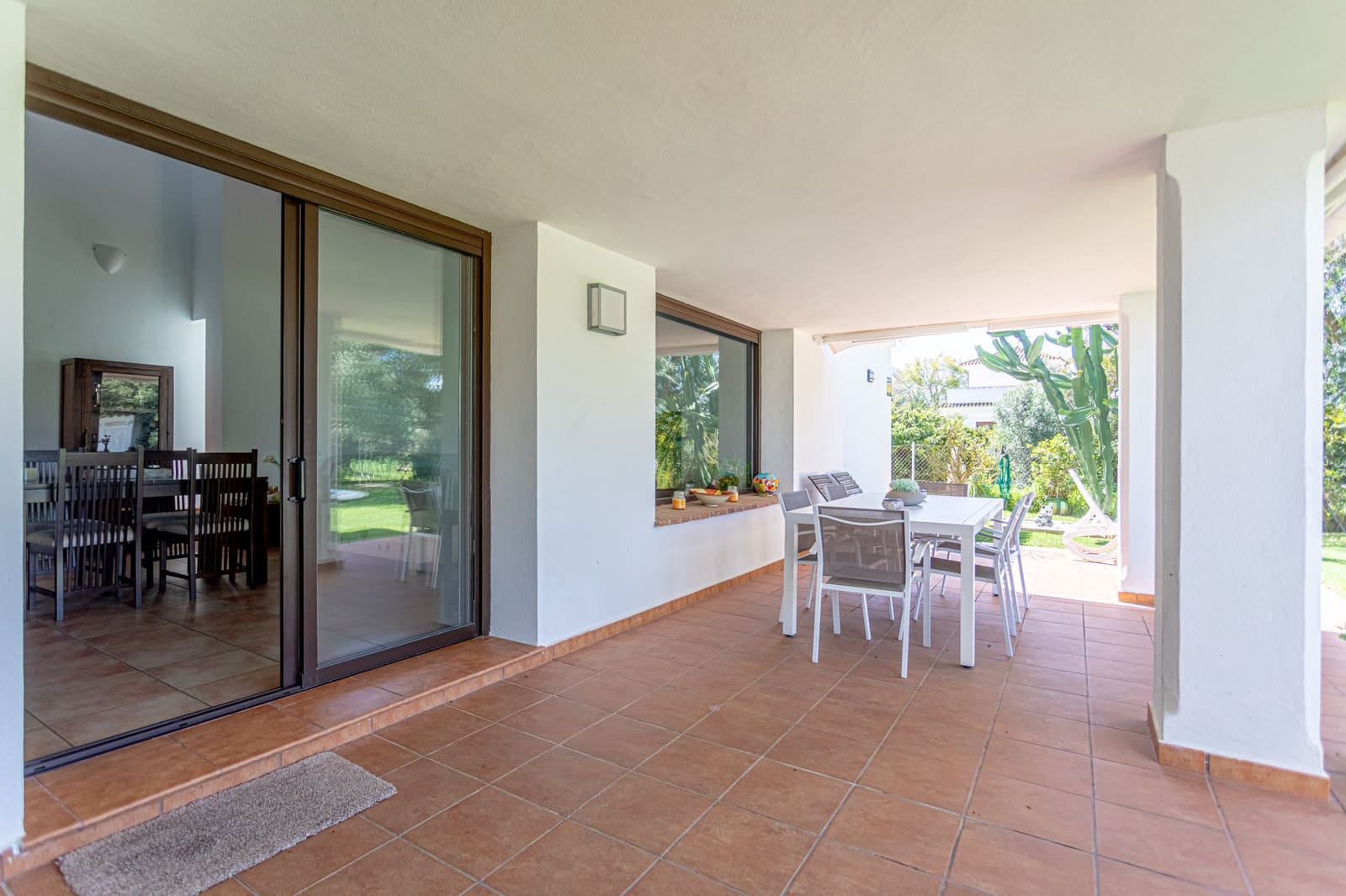 3 quarto Moradia para venda em Chiclana de la Frontera com piscina - 748 000 € (Ref: 8887006)