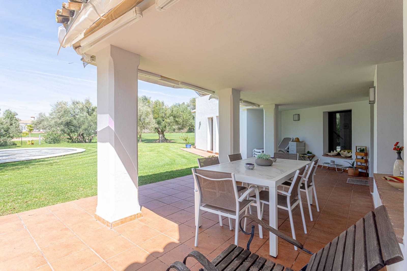 3 quarto Moradia para venda em Chiclana de la Frontera com piscina - 748 000 € (Ref: 8887006)