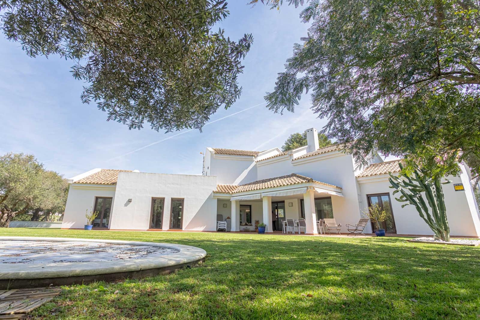 3 quarto Moradia para venda em Chiclana de la Frontera com piscina - 748 000 € (Ref: 8887006)