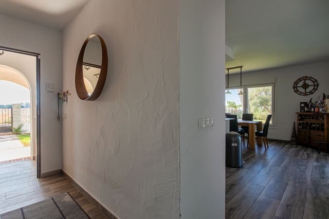 5 sypialnia Willa na sprzedaż w Chiclana de la Frontera - 679 000 € (Ref: 9349760)