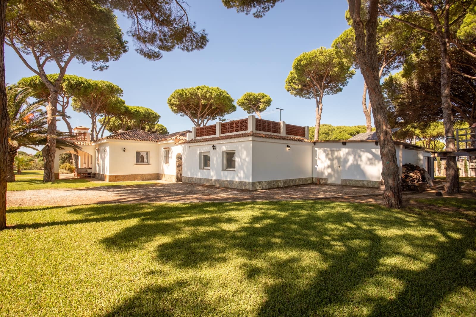 5 sypialnia Willa na sprzedaż w Chiclana de la Frontera - 679 000 € (Ref: 9349760)